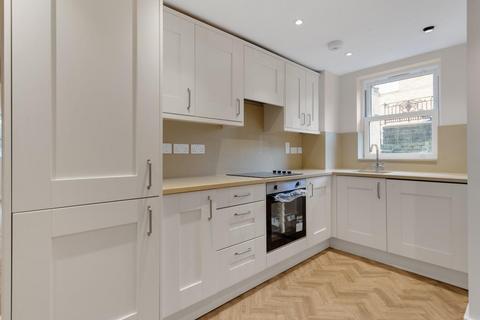2 bedroom flat to rent, Upper Clapton Road, London, E5