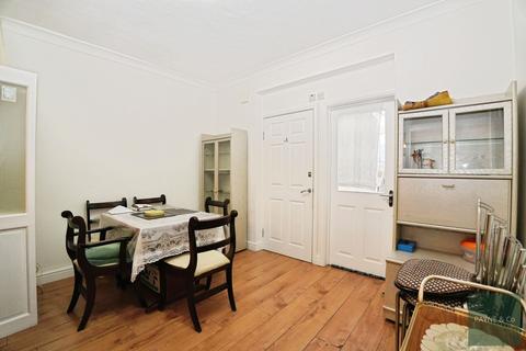 4 bedroom terraced house for sale, Brook Road, Ilford, IG2