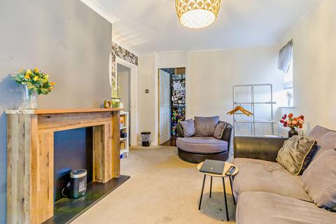 2 bedroom flat for sale, Glebe Road, Thorne, Doncaster, DN8