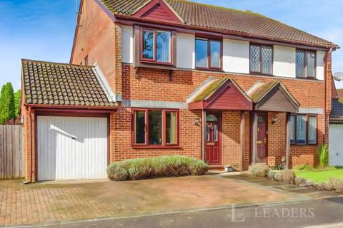 3 bedroom semi-detached house to rent, Oakapple Close, Cowfold, RH13