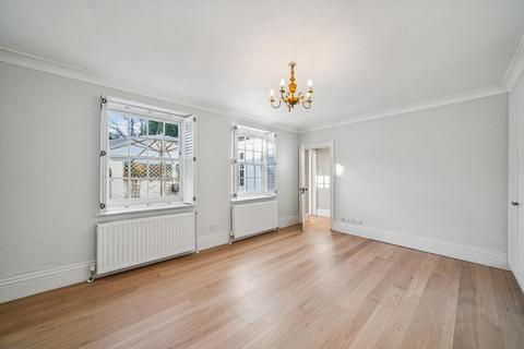 3 bedroom flat to rent, The Keir, London, SW19