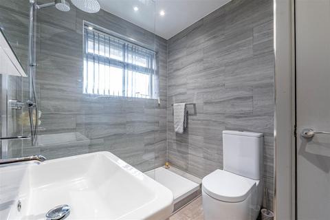 3 bedroom detached house for sale, Guildford Avenue, Chorley