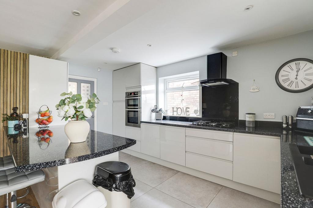 Open Plan Living/Kitchen Area