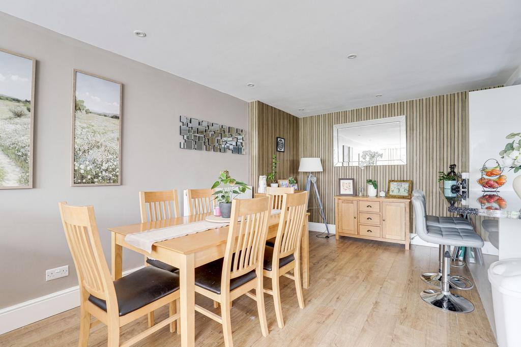 Open Plan Living/Kitchen Area