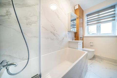 2 bedroom flat to rent, Whitton Road, Twickenham TW1