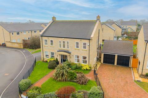 5 bedroom detached house for sale, Spruisty Green, Killinghall, HG3