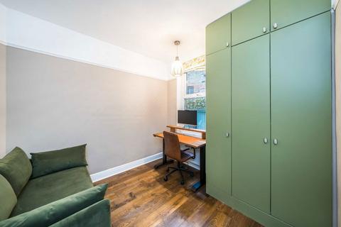 3 bedroom maisonette for sale, Leigham Court Road, London SW16