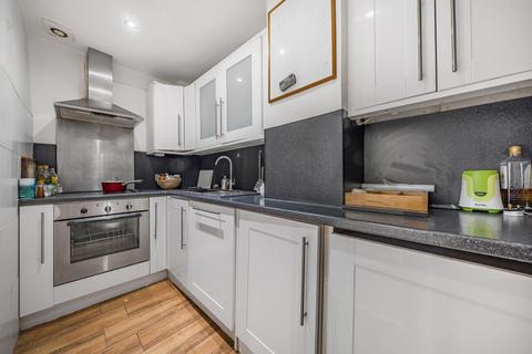 2 bedroom flat for sale, Grove Hall Court, St Johns Wood, NW8