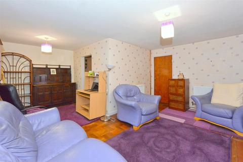 3 bedroom semi-detached house for sale, Judith Butts Lane, Monkmoor, Shrewsbury