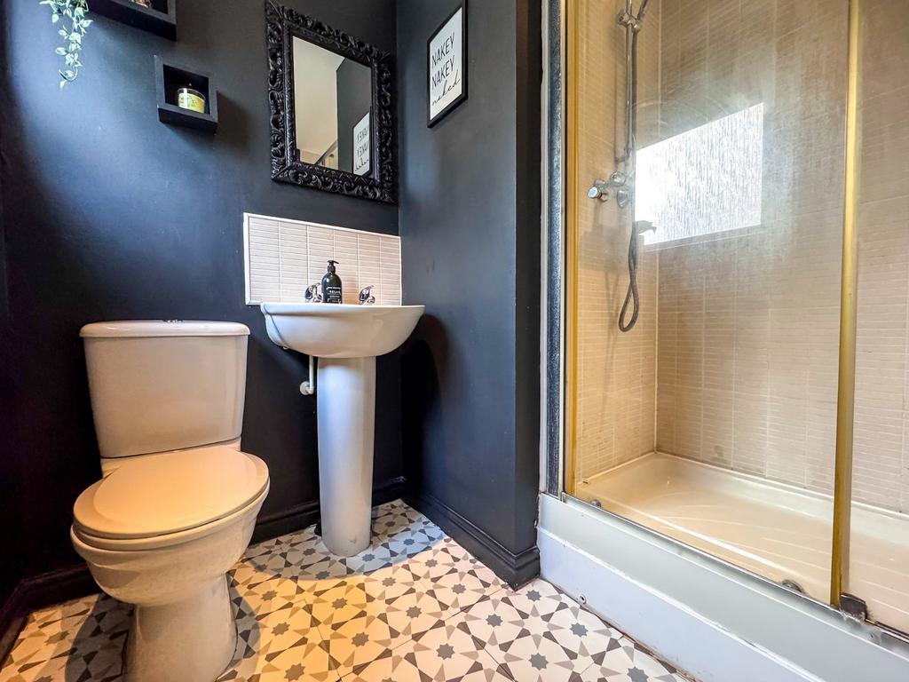 Ensuite
