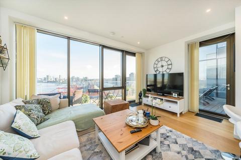 1 bedroom flat for sale, Eastfields Avenue, London SW18