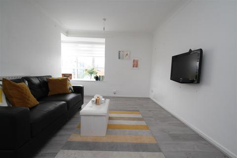 1 bedroom apartment to rent, Ibscott Close, Dagenham