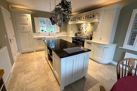 undefined, Jarrett Walk, Muxton, Telford, Shropshire, TF2