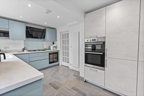 5 bedroom semi-detached house for sale, Hillside Close, East Grinstead RH19
