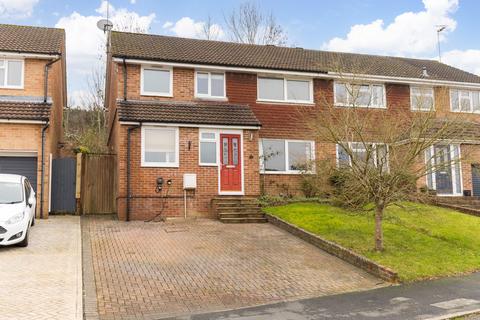 5 bedroom semi-detached house for sale, Hillside Close, East Grinstead RH19