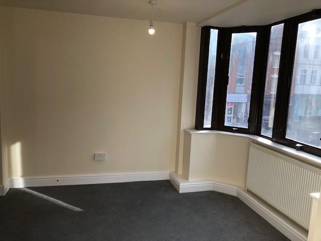 Lounge - 1a.jpg