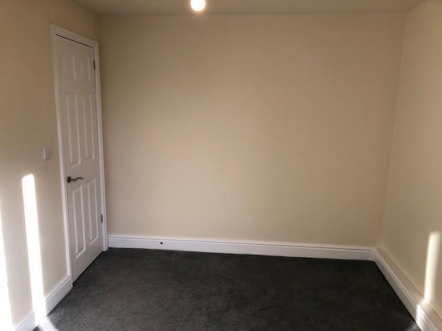 Bedroom - 1a.jpg
