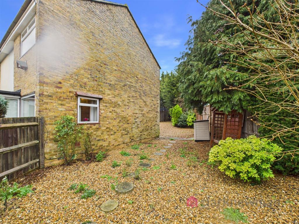 Garden (Side)