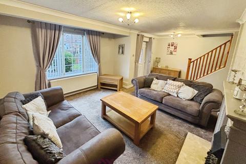 3 bedroom semi-detached house for sale, Oldfield Crescent, Doncaster DN7