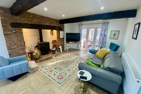 undefined, Duport Road, Burbage LE10