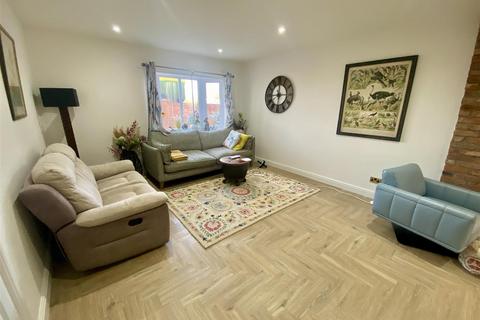 undefined, Duport Road, Burbage LE10