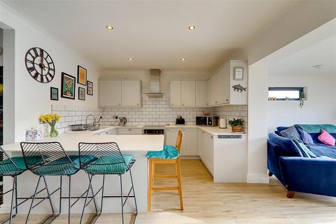 4 bedroom detached house for sale, Palatine Road, Worthing BN12