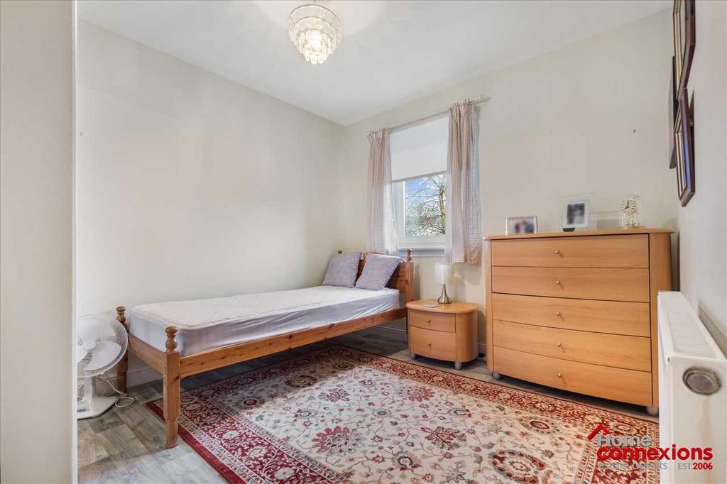 Bedroom Two (1)