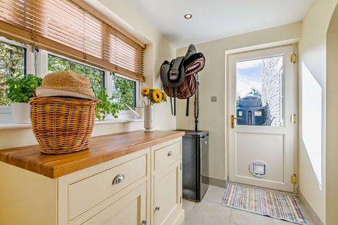 undefined, Hornbury Hill, Minety, SN16