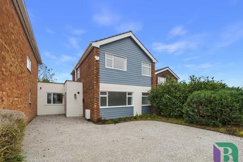 undefined, Elm Grove, Milton Keynes MK17