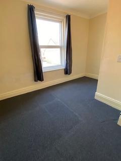 1 bedroom apartment to rent, Elwyn Road, Bournemouth