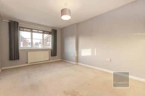 4 bedroom detached house for sale, Varrick Way, Attleborough NR17