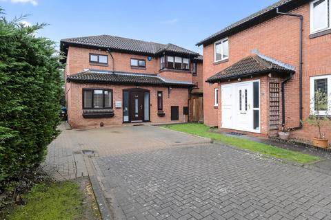 4 bedroom detached house for sale, Lascelles Close, Bolbeck Park, Milton Keynes, MK15