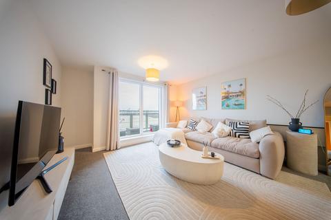 2 bedroom flat to rent, Denmark Street, Altrincham WA14
