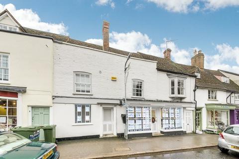 2 bedroom flat to rent, High Street, Buckingham MK18