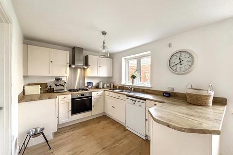 5 bedroom detached house for sale, Spring Close, Bexhill-on-Sea, TN39