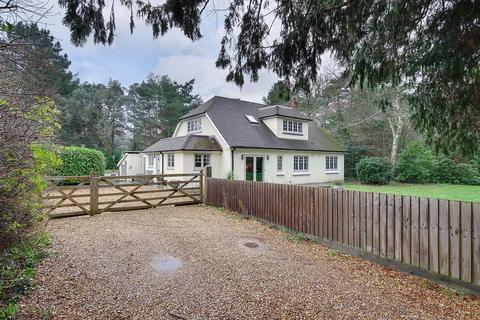 5 bedroom detached house for sale, Matchams Lane, Christchurch BH23