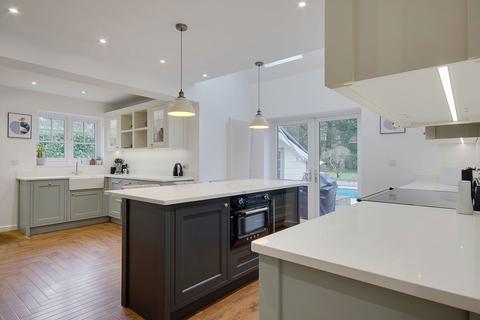 5 bedroom detached house for sale, Matchams Lane, Christchurch BH23
