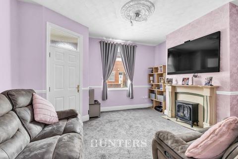 3 bedroom terraced house for sale, Oldham Road, Middleton, Manchester