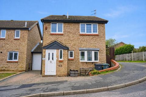 3 bedroom detached house for sale, De Chardin Drive, Hastings