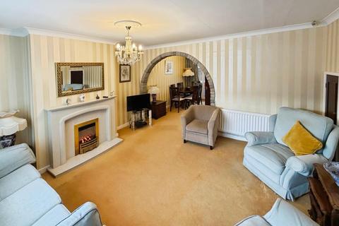 undefined, Thorne Drive, Little Sutton, CH66 4NT