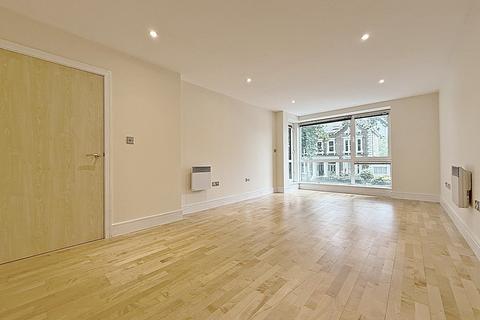 undefined, 560 Chiswick High Road, W4