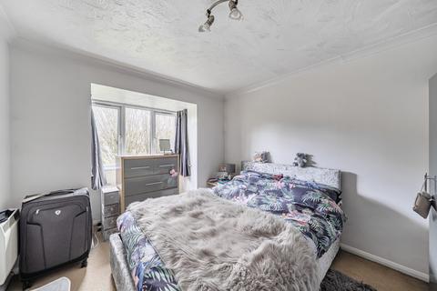 undefined, White Rose Lane, Woking, Surrey, GU22