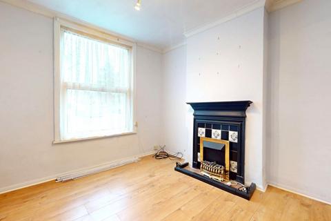 2 bedroom end of terrace house for sale, 33 Percy Road, South Norwood, SE25 5NA
