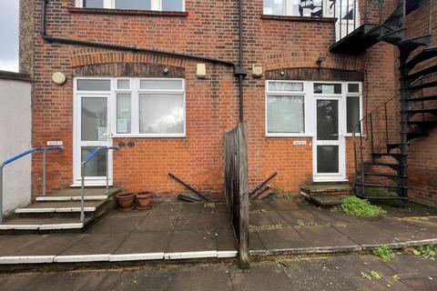 Detached house for sale, 2 Elm Park Road, Winchmore Hill, N21 2HN