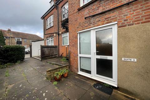 Detached house for sale, 2 Elm Park Road, Winchmore Hill, N21 2HN