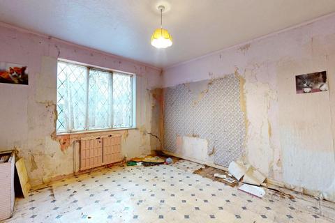 3 bedroom semi-detached bungalow for sale, 6 Merlin Gardens, Romford, RM5 3YD