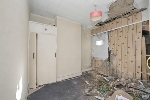 3 bedroom end of terrace house for sale, 2 Limes Road, Croydon, CR0 2HE
