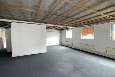 undefined, Upper Parts at 30/31 Northbrook Street, Newbury, RG14 1DJ