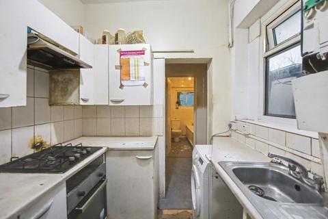 2 bedroom maisonette for sale, 280(A) Halley Road, Manor Park, E12 6UA