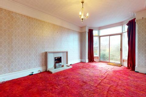 4 bedroom terraced house for sale, 16 Windermere Road, Muswell Hill, N10 2RE